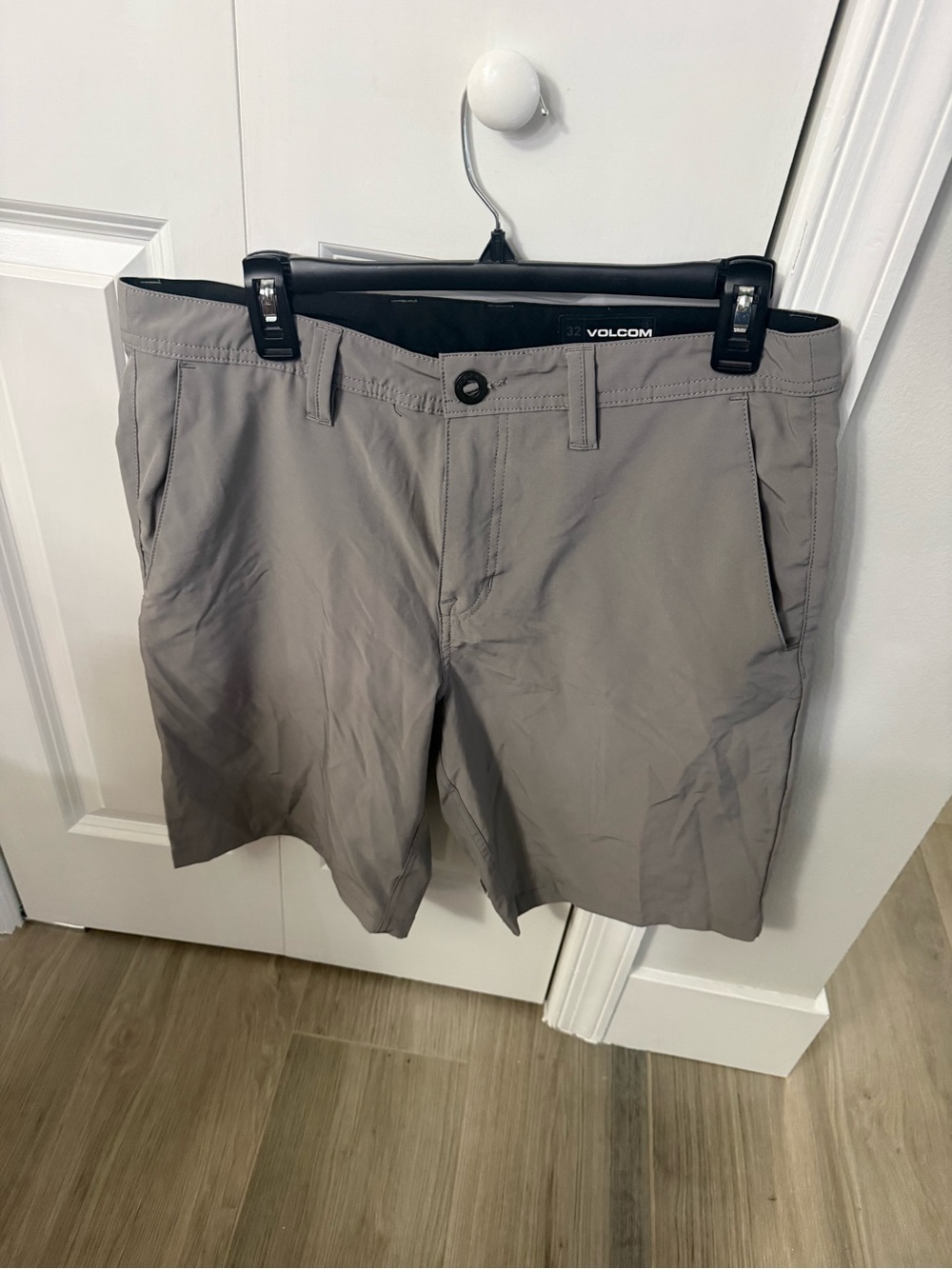 Volcom Men’s Light Gray Flat Front Shorts